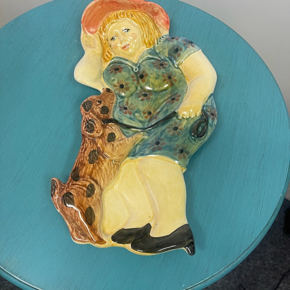 VINTAGE CERAMIC WALL DECOR OR SPOON REST MADE IN ITALY CUTE LADY WITh dog